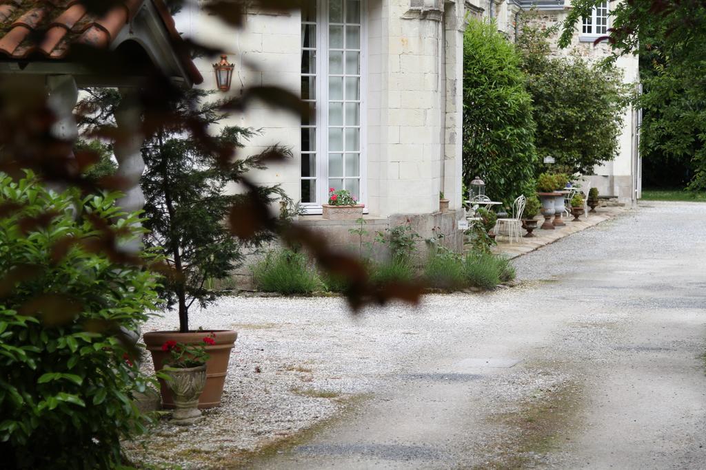 Chambres d'Hôtes Château du Bois de La Noe Bouaye Extérieur photo